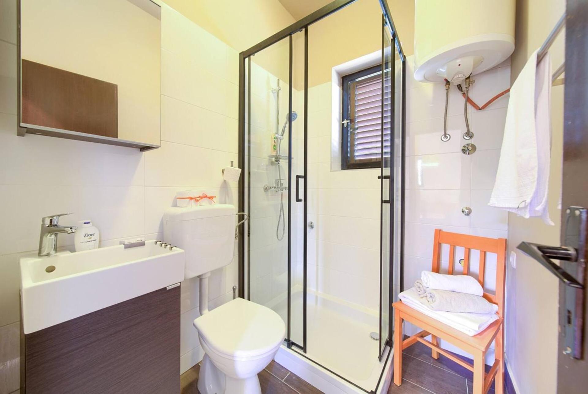 Apartments Nana - Baska エクステリア 写真